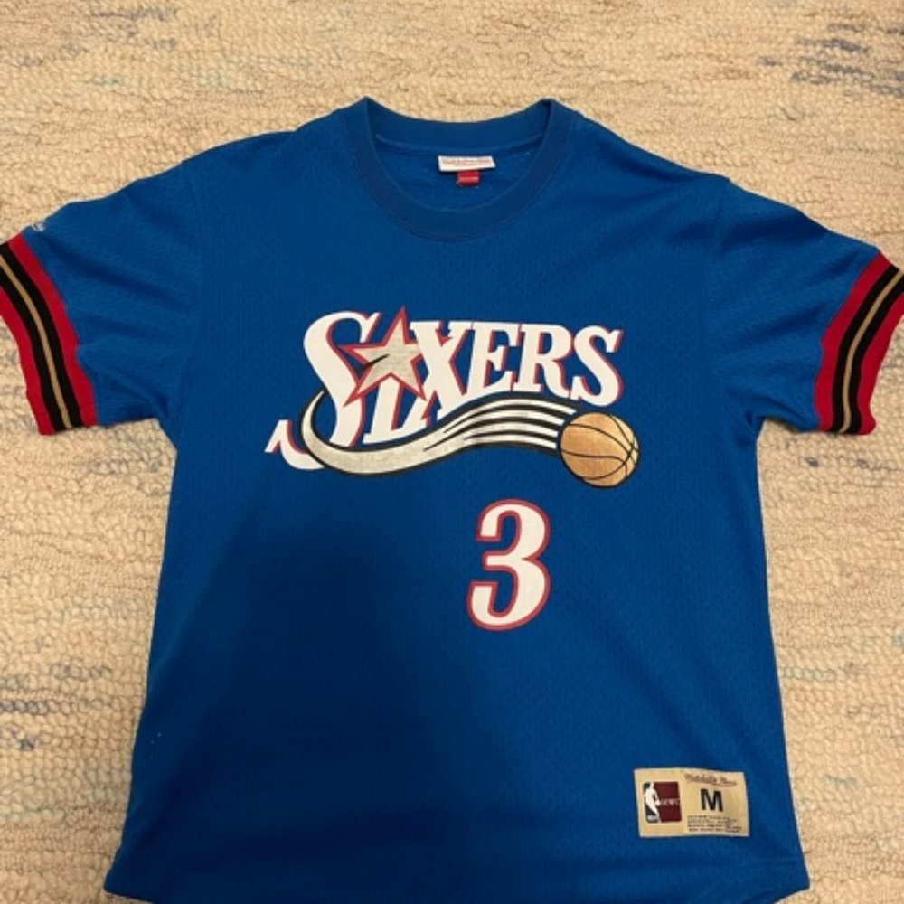 Allen Iverson Philadelphia 76ers Mitchell & Ness Mesh Shirt Size M (40)
